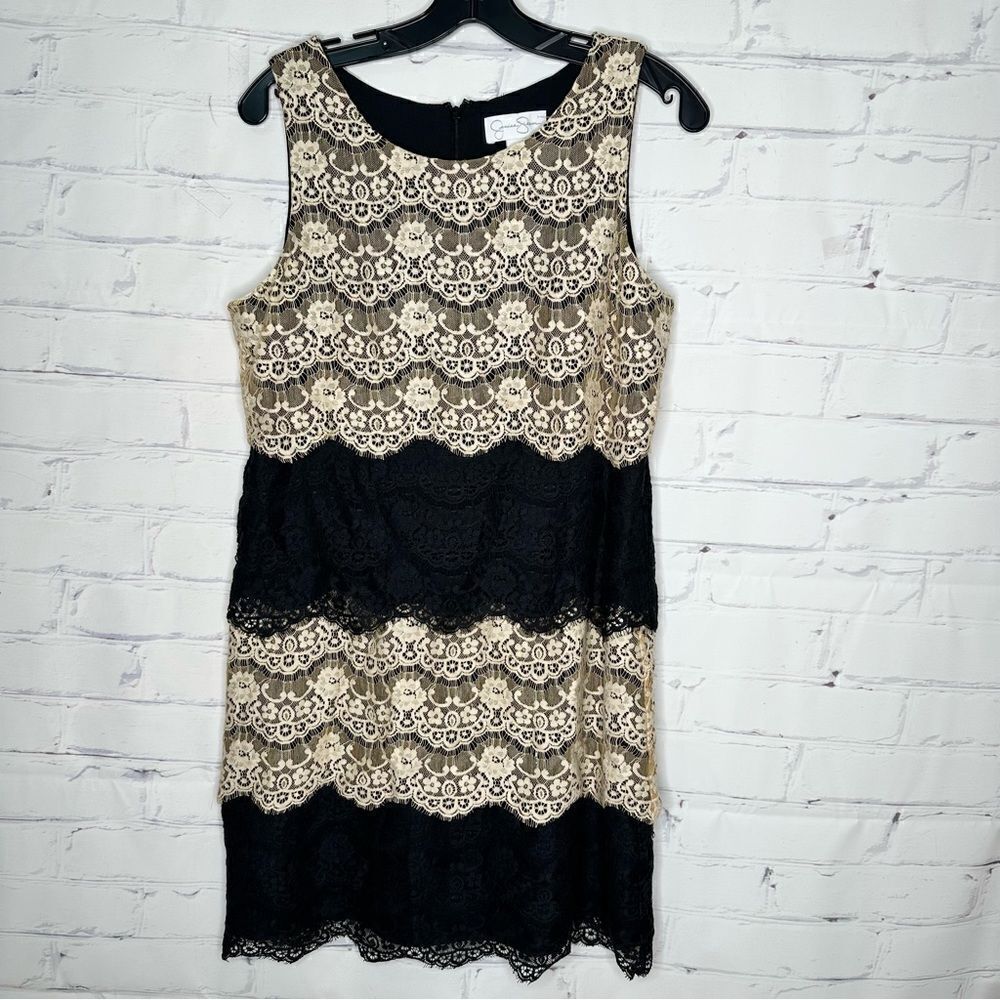 Jessica Simpson size 8 beige & black dress‎